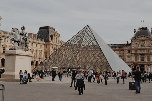 Louvre Museum